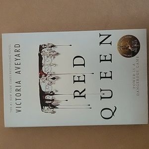 Red queen by Victoria aveyard